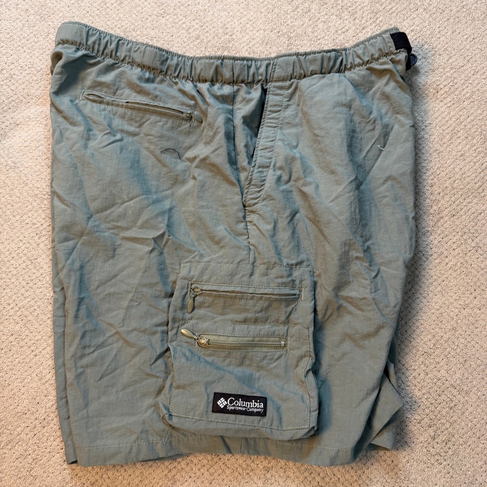 Vintage 1990s Columbia Sportswear Nylon Cargo Shorts Sage Green Large 7in Inseam